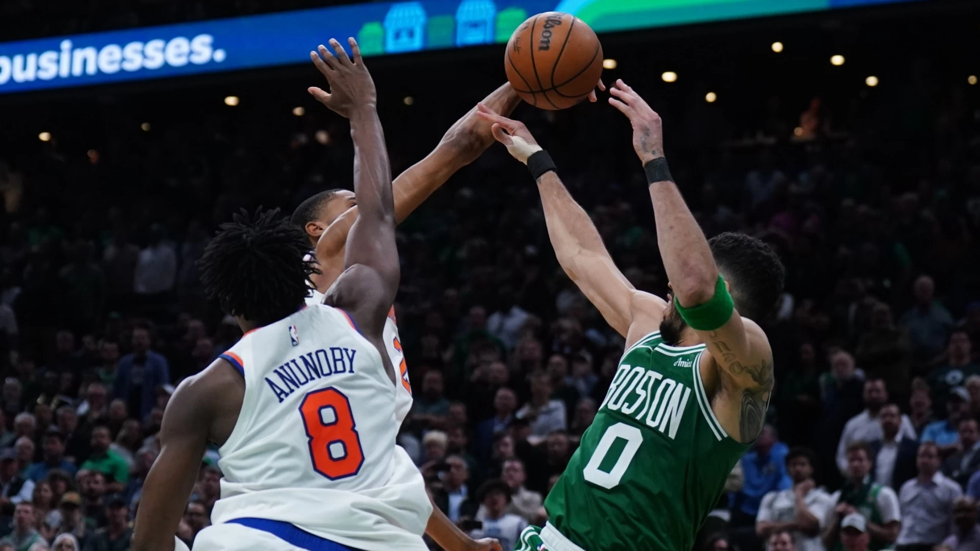 Knicks and Leafs Lead 2-0: Surprising Parallels Explored