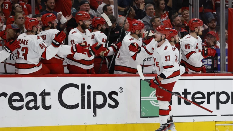 Carolina Advances to Conference Finals, Beats Capitals 3-1