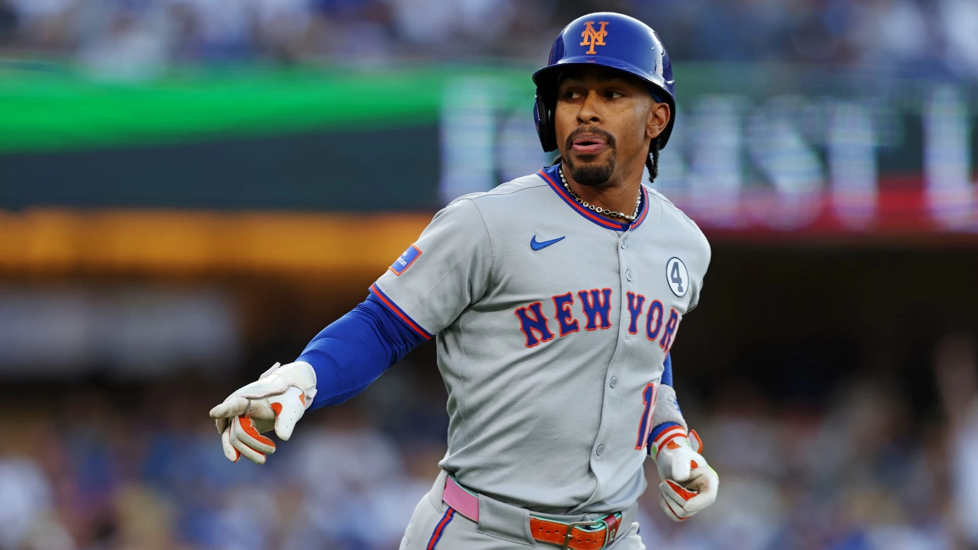 Mets Clinch Tight Victory Over Dodgers, Lindor Shines