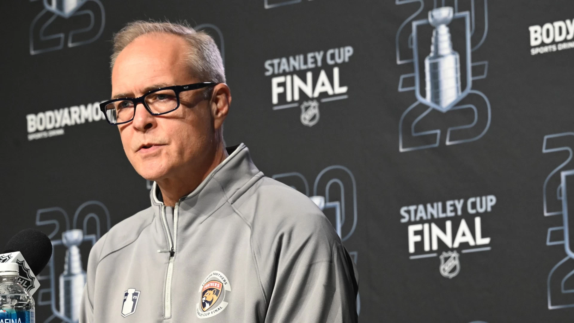 Paul Maurice Supports Player After Critical Penalty in Game