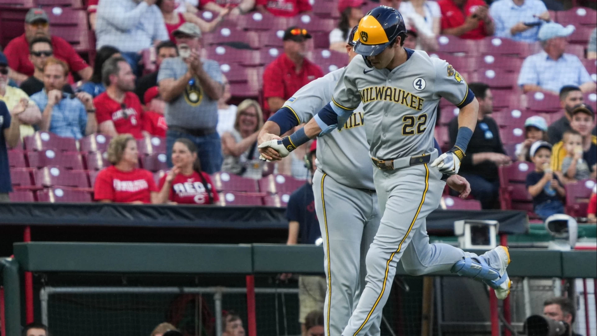 Brewers' Look to Keep Up Winning Ways Against Padres