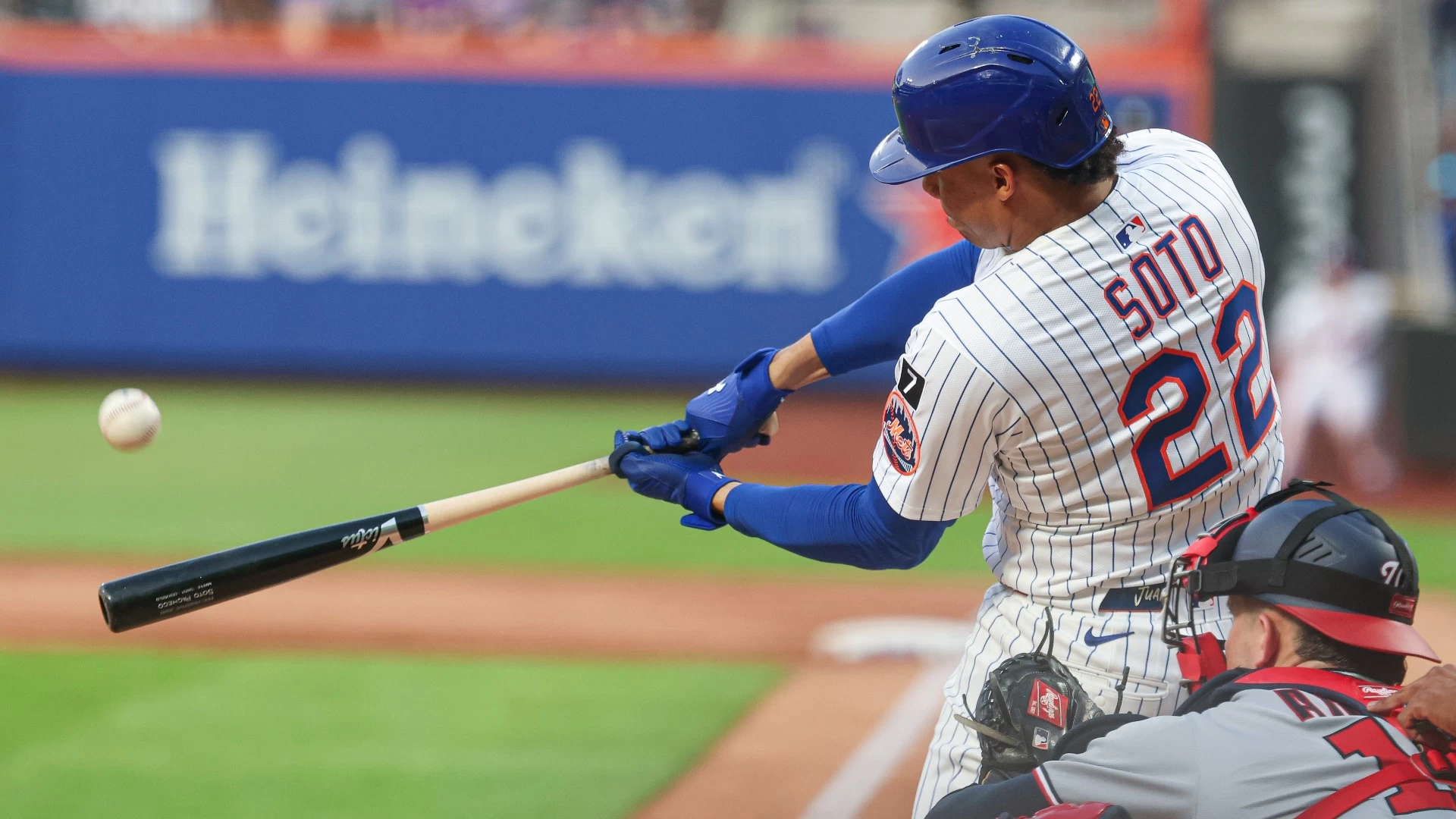 Mets Continue Winning Streak, Blank Nationals 5-0 on Wednesday