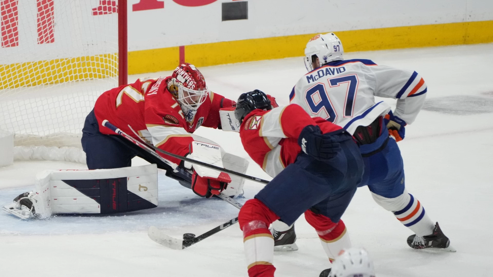 Edmonton Oilers Struggle in Crucial Game Against Panthers