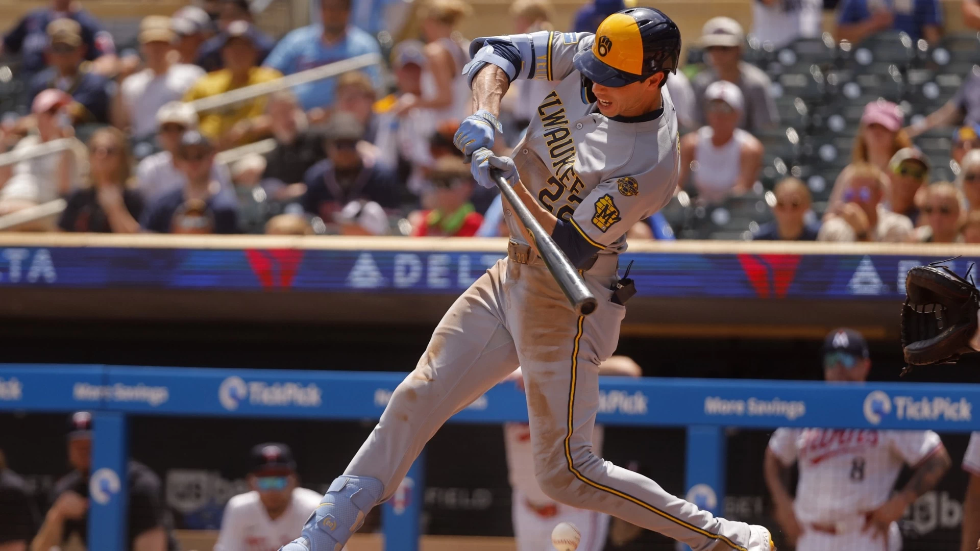 Tonight's Home Run Props: Yelich, Ozuna & Rodriguez