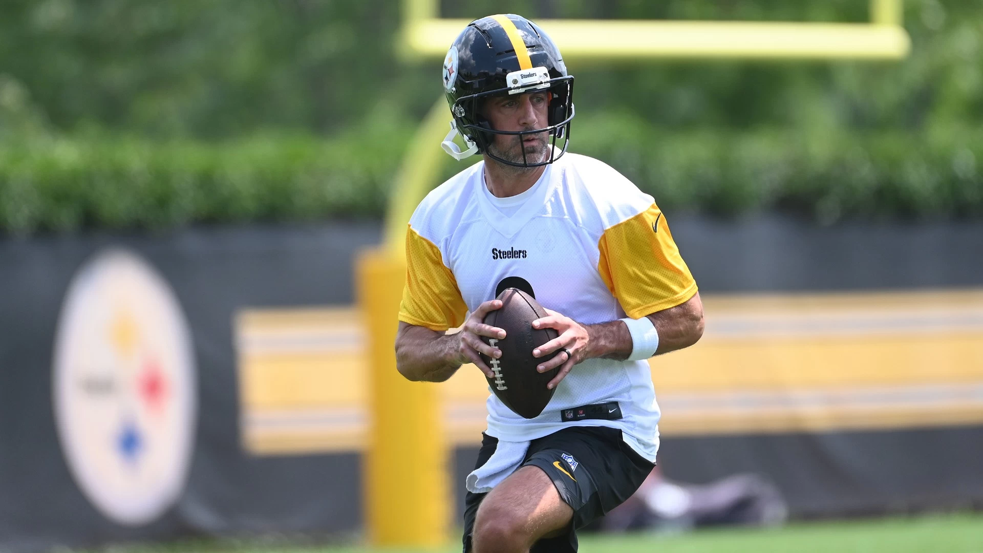 How Will Aaron Rodgers Fare in Debut Season with the Steelers?
