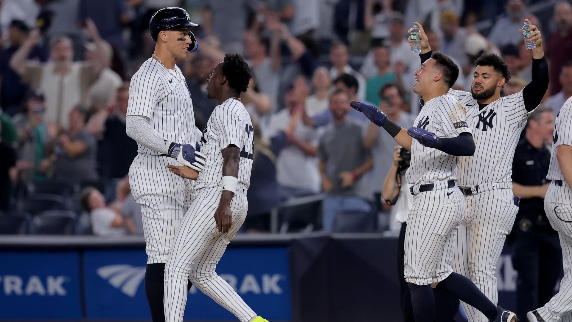 Yankees' Dramatic Comeback and Sweep Over Mariners