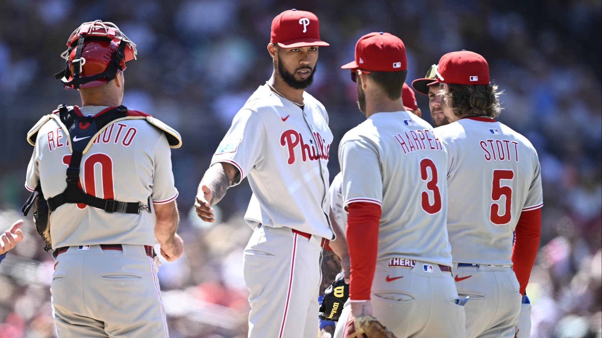 Phillies vs. Mets: Who Will Dominate the Season End?