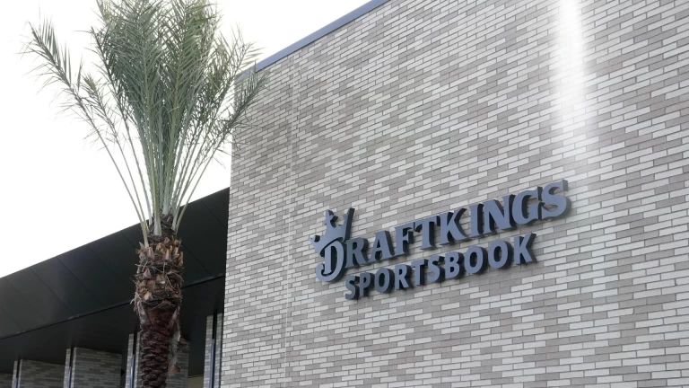 DraftKings Eyes Prediction Markets Amid Legal Debates