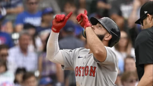 Wilyer Abreu Continues to Mash, Bregman Clutches Again!
