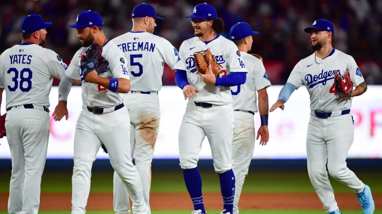 Dodgers Hold NL West Lead: Division Odds and Season Outlook