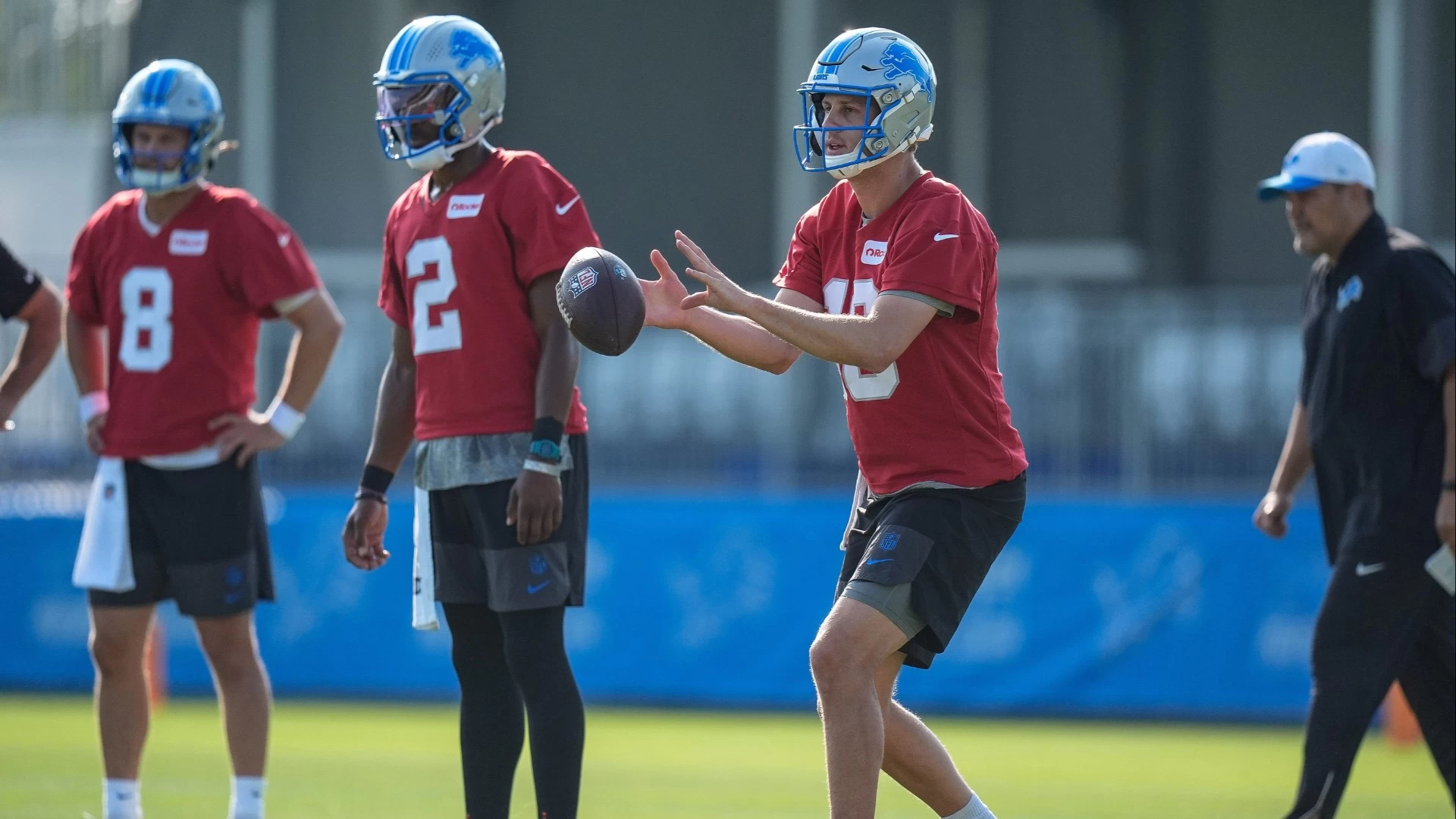 Exploring Popular NFL Win Totals for Teams in 2025