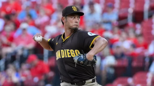 Mets vs. Padres: Holmes vs. Darvish Matchup Analysis