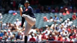 Mariners Clash With Rangers on Friday: Key Game Insights