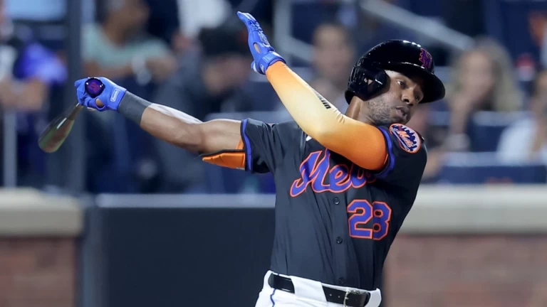 Mets Enhance Bullpen and Lineup, Mullins Joins Team