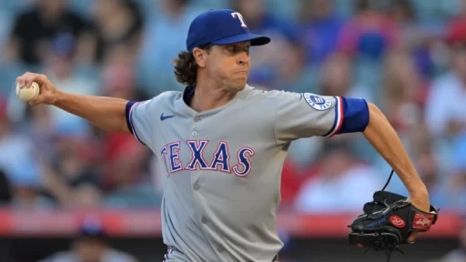 Texas vs. Seattle: Analyzing deGrom-Evans Pitching Match-up