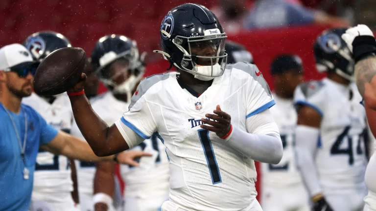 Cam Ward Makes Solid Start with the Titans vs. Buccaneers