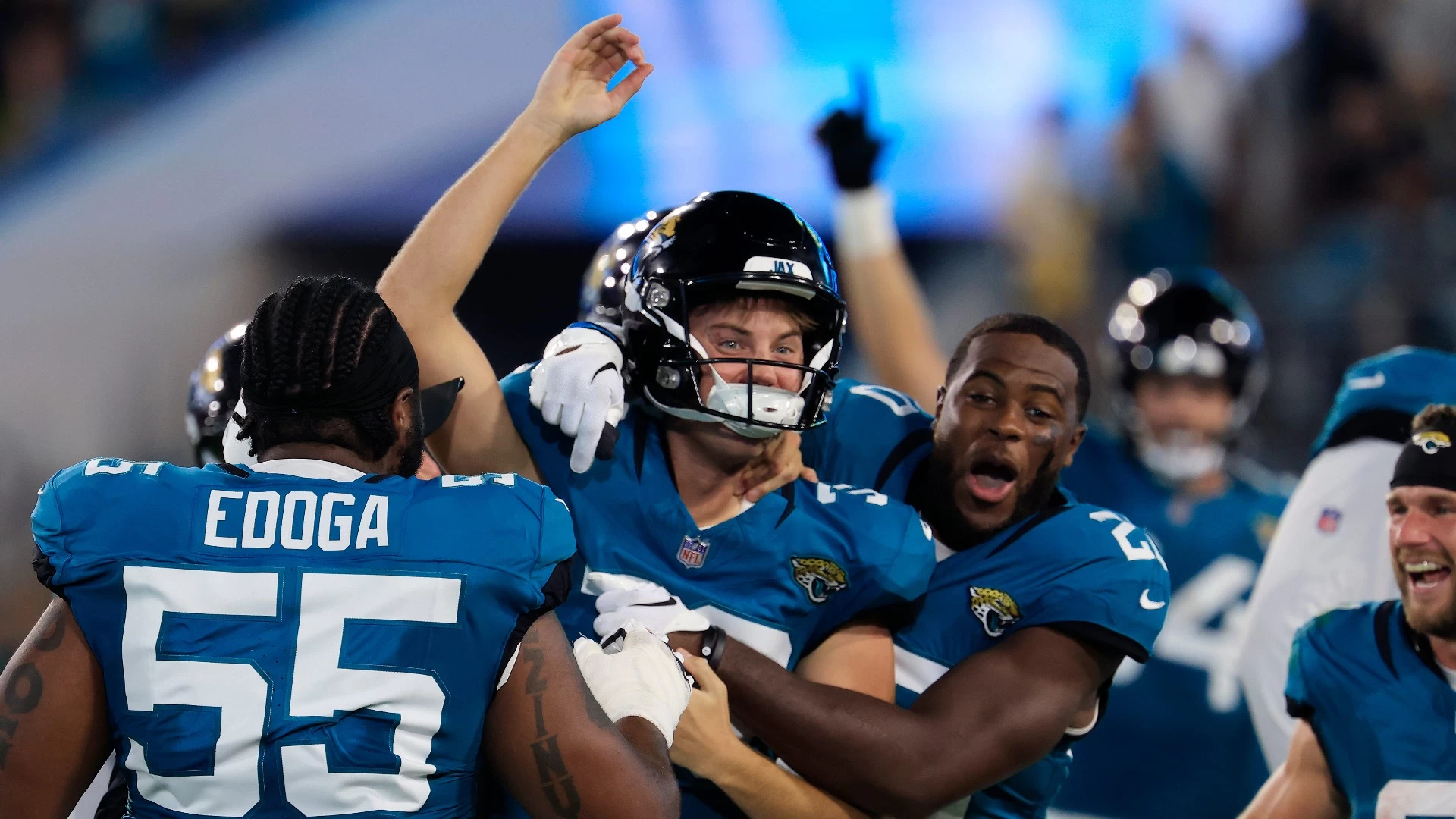 Jaguars' Cam Little Drills Record 70-Yard Field Goal vs. Steelers