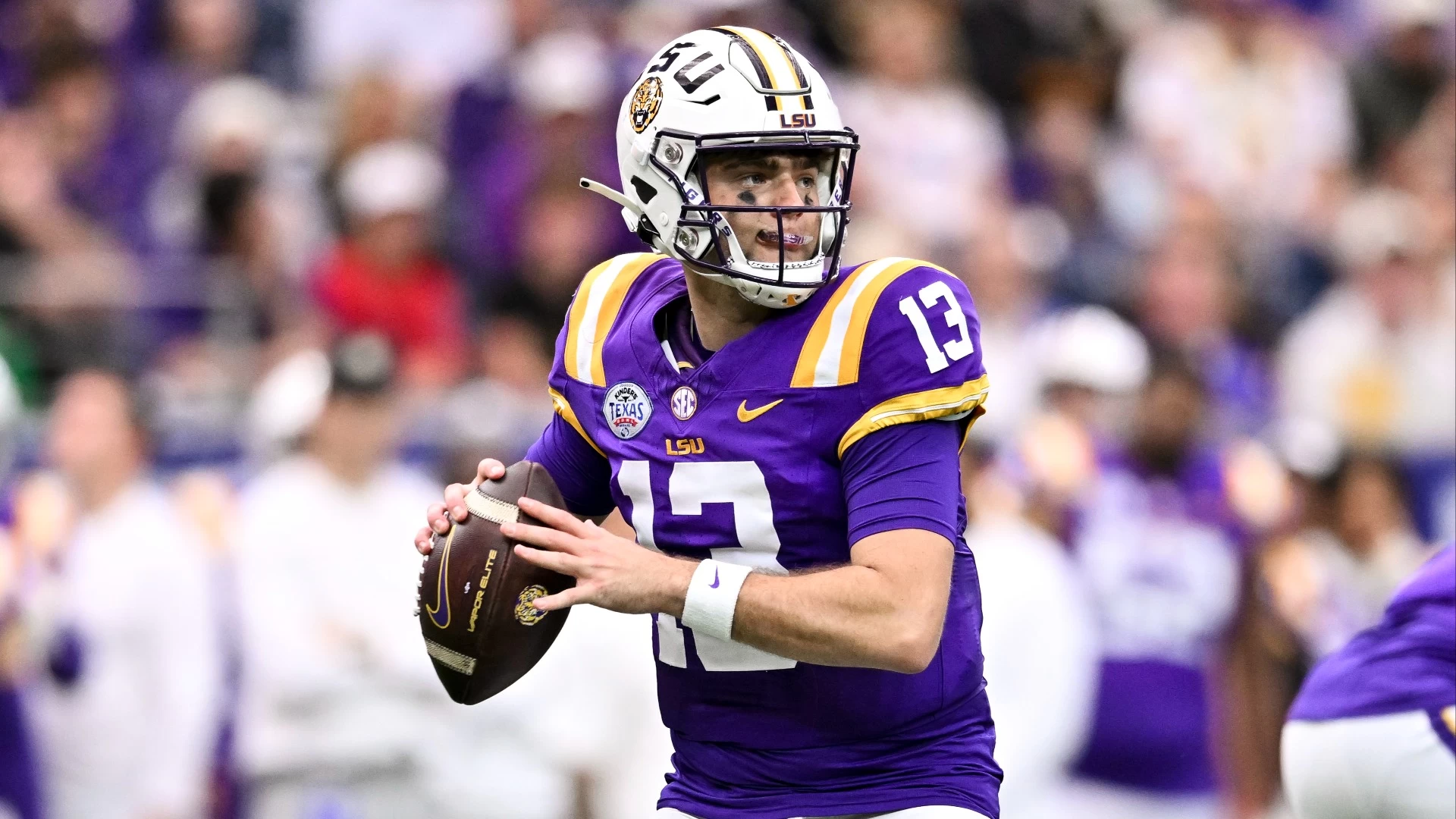 LSU QB Nussmeier Injury Update & AP Top 25 Rankings