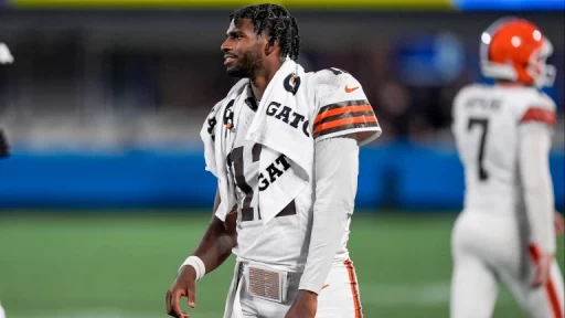 Shedeur Sanders Leaves Browns Training Camp With Injury