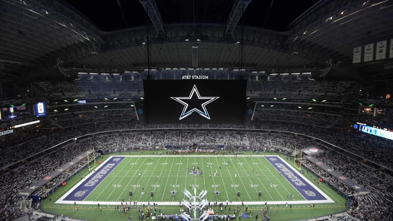 Top 10 Most Valuable NFL Franchises in 2025: Cowboys Sit at #1
