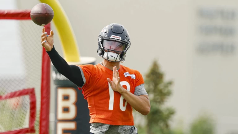 Caleb Williams Set to Start in Sunday Night's Action