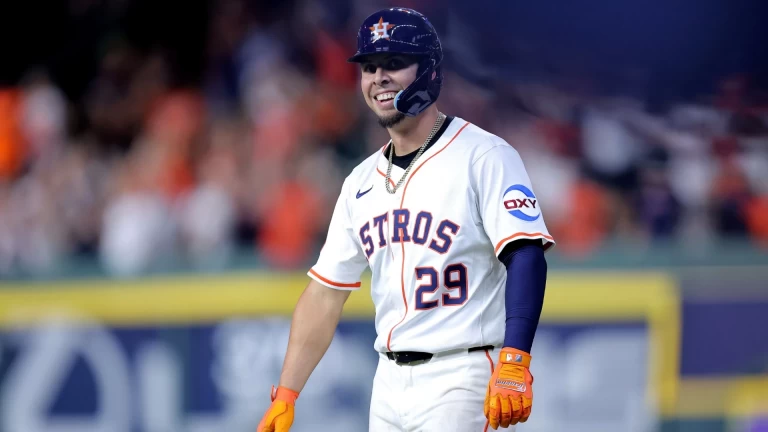 Astros and Mariners Lead the AL West; Rangers Struggle