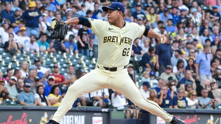 Brewers Eye 15th Consecutive Win Against Reds Today