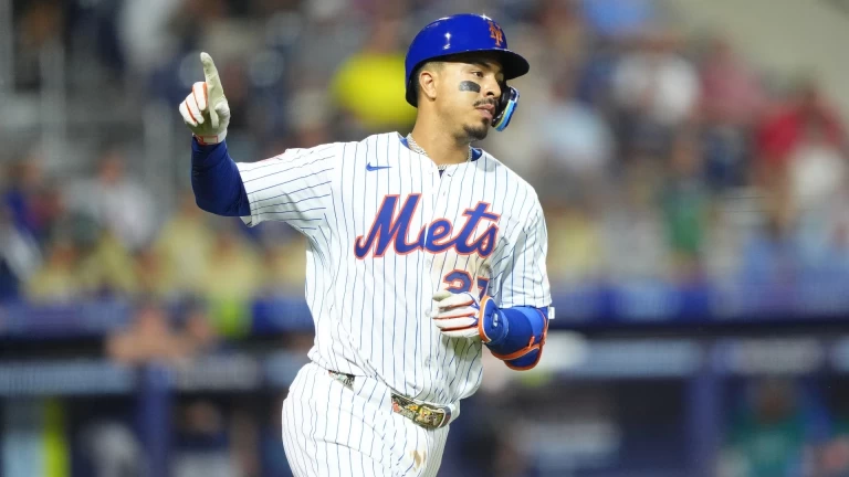 Mets Look to Track Down the Phillies Atop the NL East