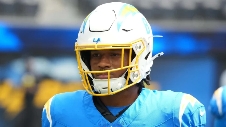 Exploring 2025 NFL Rookie of the Year Favorites & Value Picks