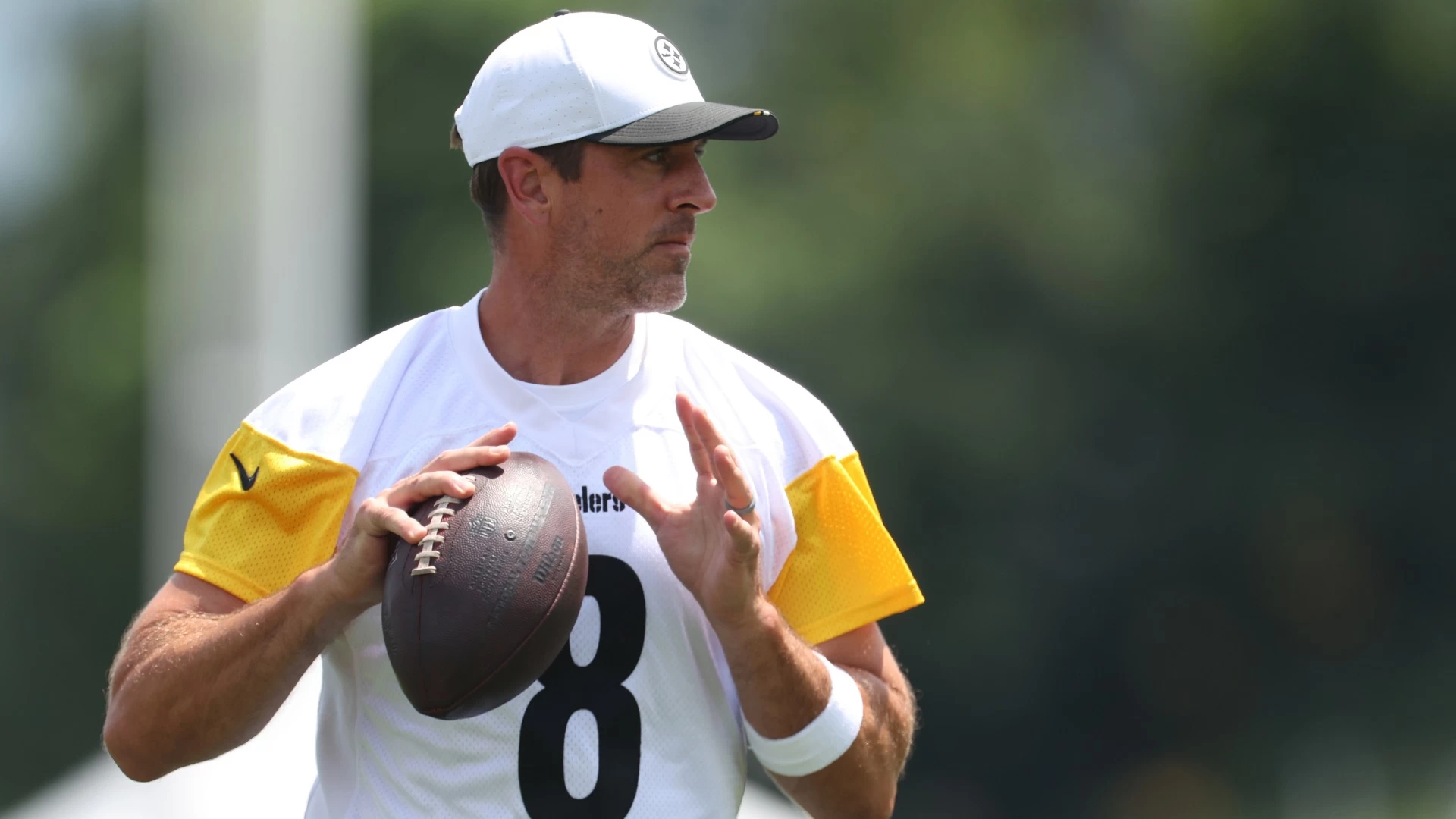 Aaron Rodgers' NFL Season Predictions and Props Overview