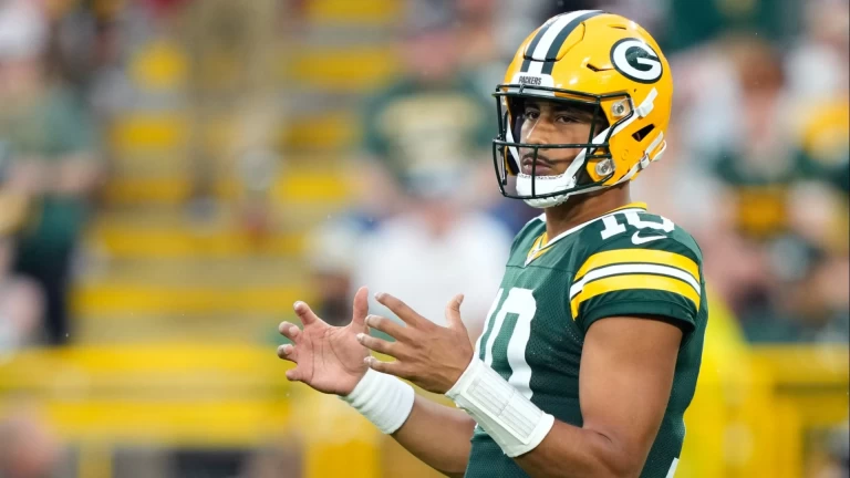 Jordan Love's Performance and Outlook for Fantasy Football