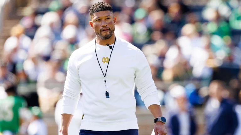 Notre Dame Favored by 2.5 Points Against Miami Hurricanes
