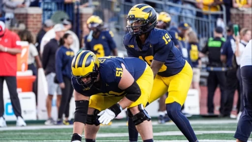 Michigan vs. Oklahoma: Clash of Quarterbacks Reveals Strategy