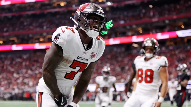 Bucs Capture Thrilling 23-20 Victory Over Falcons: Game Recap