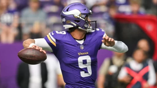 Vikings vs. Bears: Key NFC North Clash on Monday Night Football