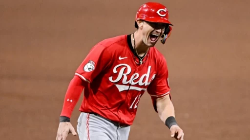 Cincinnati vs. San Diego Showdown: Padres Aim for Playoffs