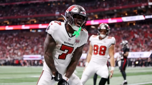 Monday Night Football: Tampa Bay vs. Houston Showdown