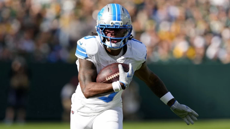 Will Jahmyr Gibbs Hit 98.5 All-Purpose Yards Today?