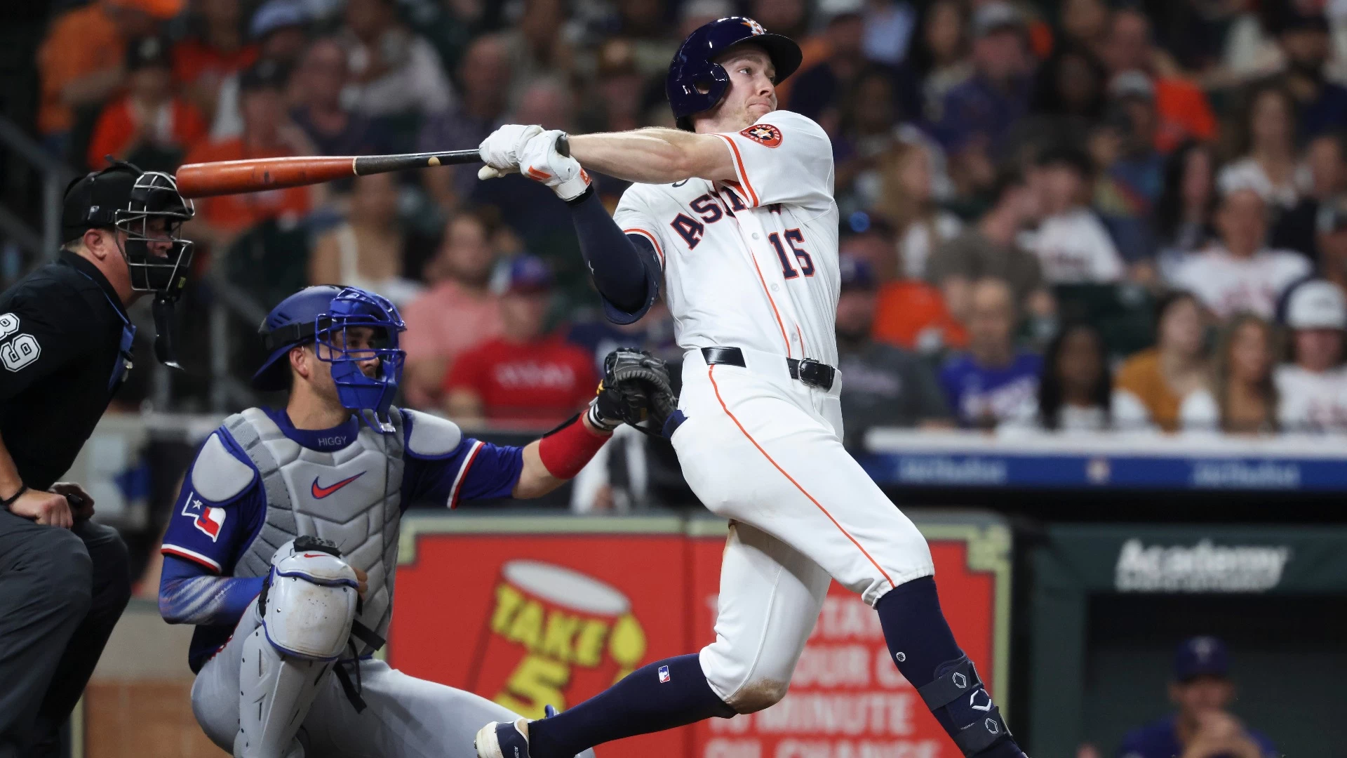 Houston Triumphs Over Texas Rangers in Close 6-5 Game