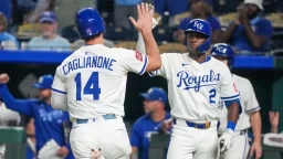 Kansas City Defeats Seattle 7-5, Reaches .500 Season Record