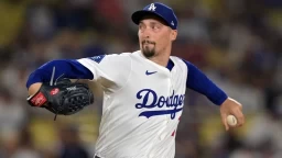 Dodgers Triumph 5-0 Over Phillies, Snell Dominates