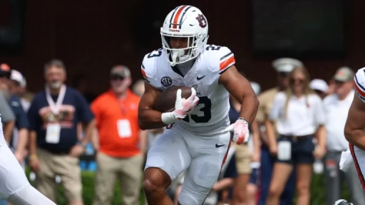 Auburn vs. Oklahoma Showdown: Who Comes Out on Top?