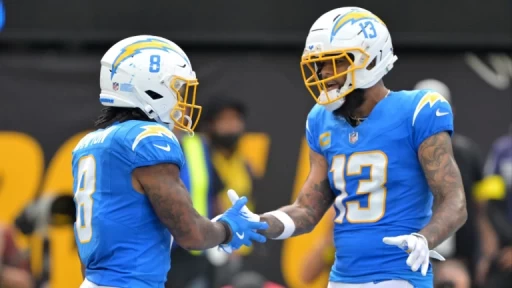 Chargers Move to 3-0 After Dramatic Win Over Broncos