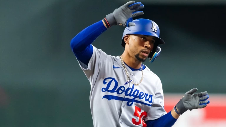 Dodgers vs. Diamondbacks: Pitching Matchup and Betting Odds