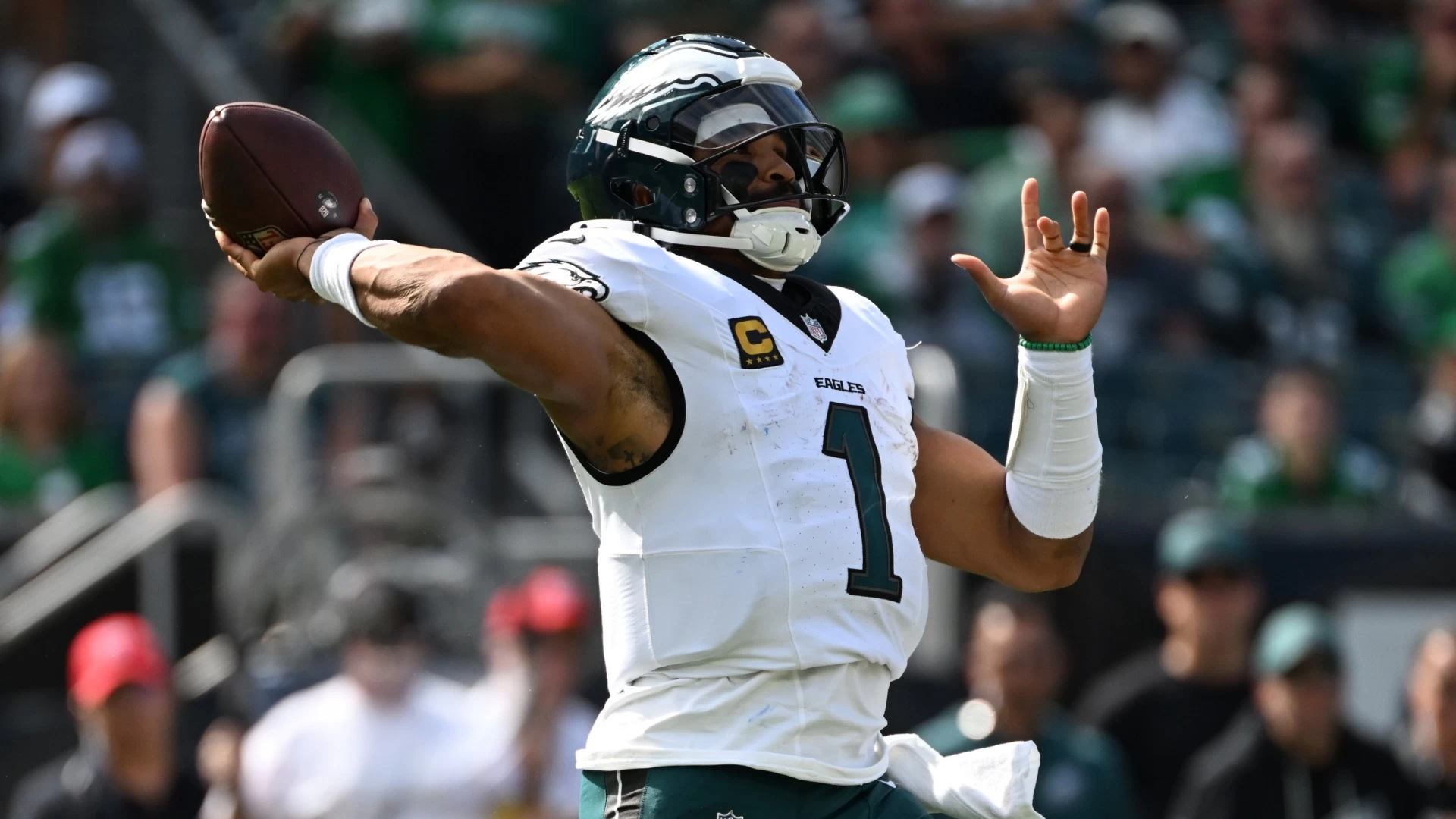 Eagles Visit Buccaneers for Battle of Undefeated Rivals
