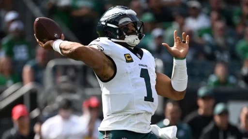Eagles Visit Buccaneers for Battle of Undefeated Rivals