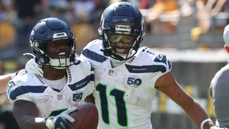 Seattle Favored Over Arizona on Thursday Night Football