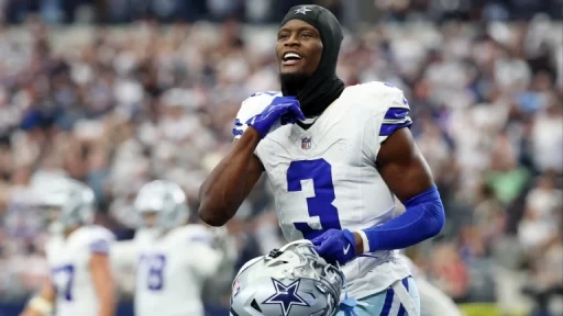 Dallas Cowboys Face Tall Task on Sunday vs. Packers