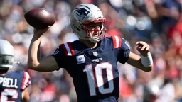Drake Maye Shines as Patriots Dominate Panthers 42-13