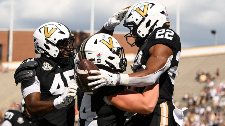 Vanderbilt Visits Alabama in Intriguing Ranked SEC Clash